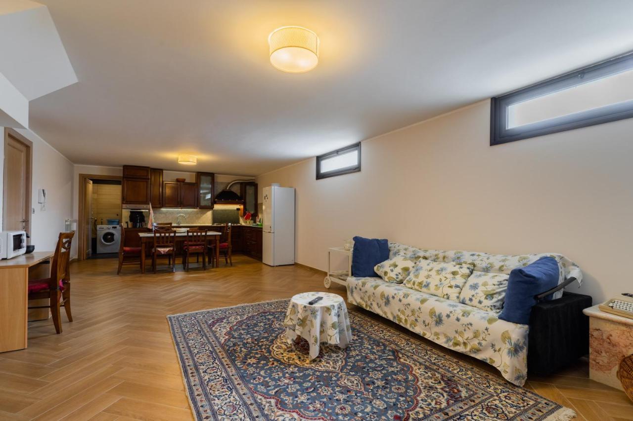 Intera Villa Ad Uso Esclusivo Con 2 Bagni 4 Camere Da Letto,Garage,Giardino,Area Fitness,Lavatrice,Wifi توليي المظهر الخارجي الصورة